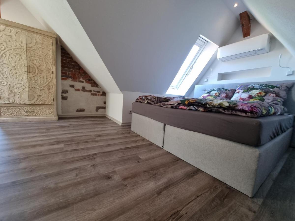 5 Sterne Bahnhoftraum, Appartement "Waldliebe" 133Qm, Grosse Terrasse 70Qm, Qr Code Scannen Fuer Virtuellen Rundgang, Premium Ausstattung Braunfels Kültér fotó