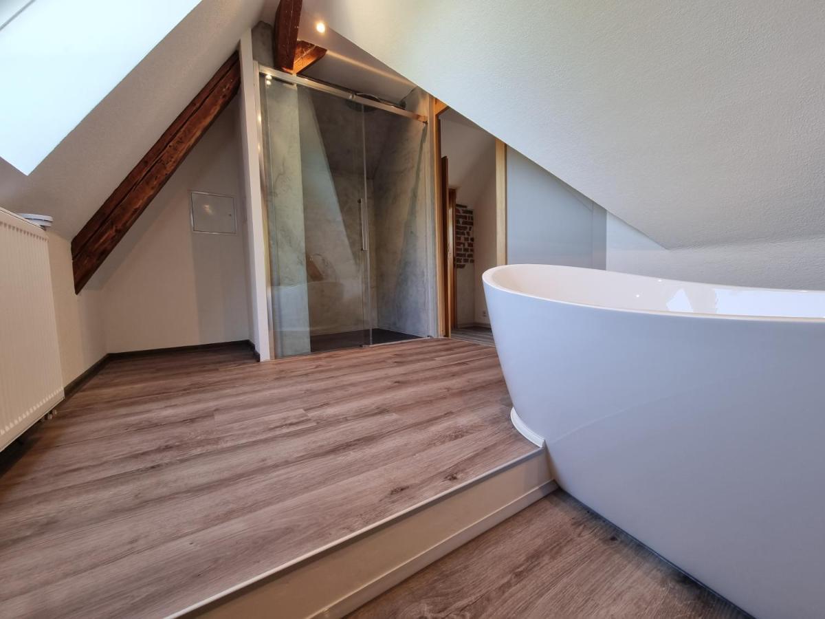 5 Sterne Bahnhoftraum, Appartement "Waldliebe" 133Qm, Grosse Terrasse 70Qm, Qr Code Scannen Fuer Virtuellen Rundgang, Premium Ausstattung Braunfels Kültér fotó